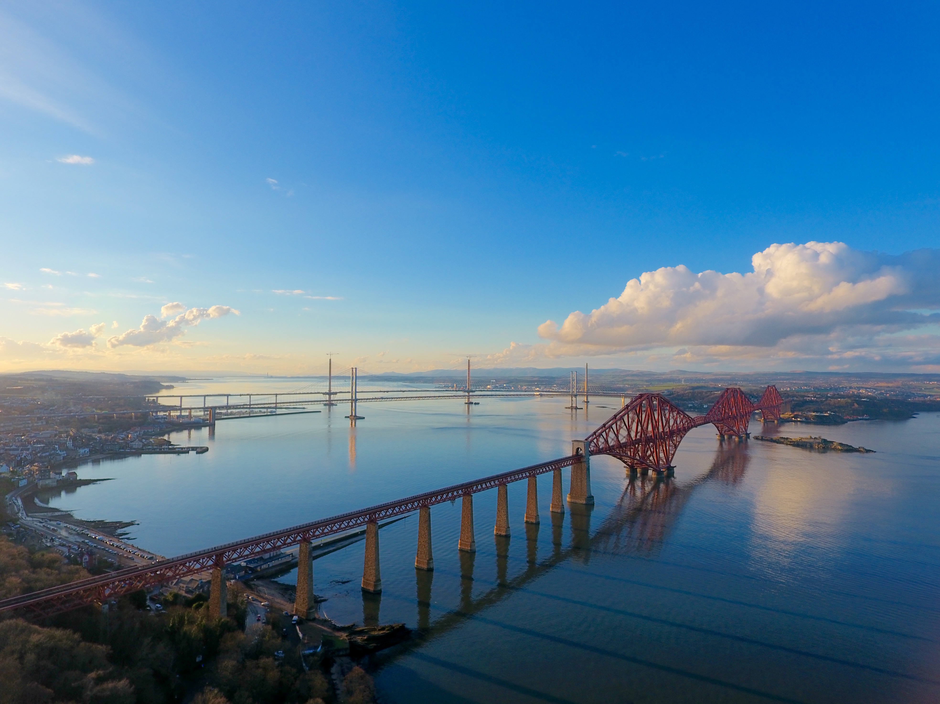 Building the Forth Bridge