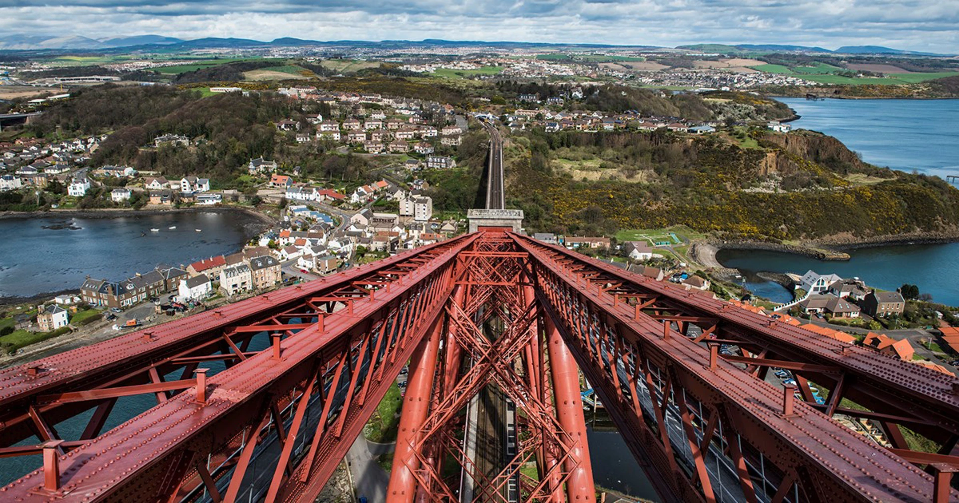 Background image - View From The Top Of The Forth Bridge Credit Wwwrealedinburghcouk