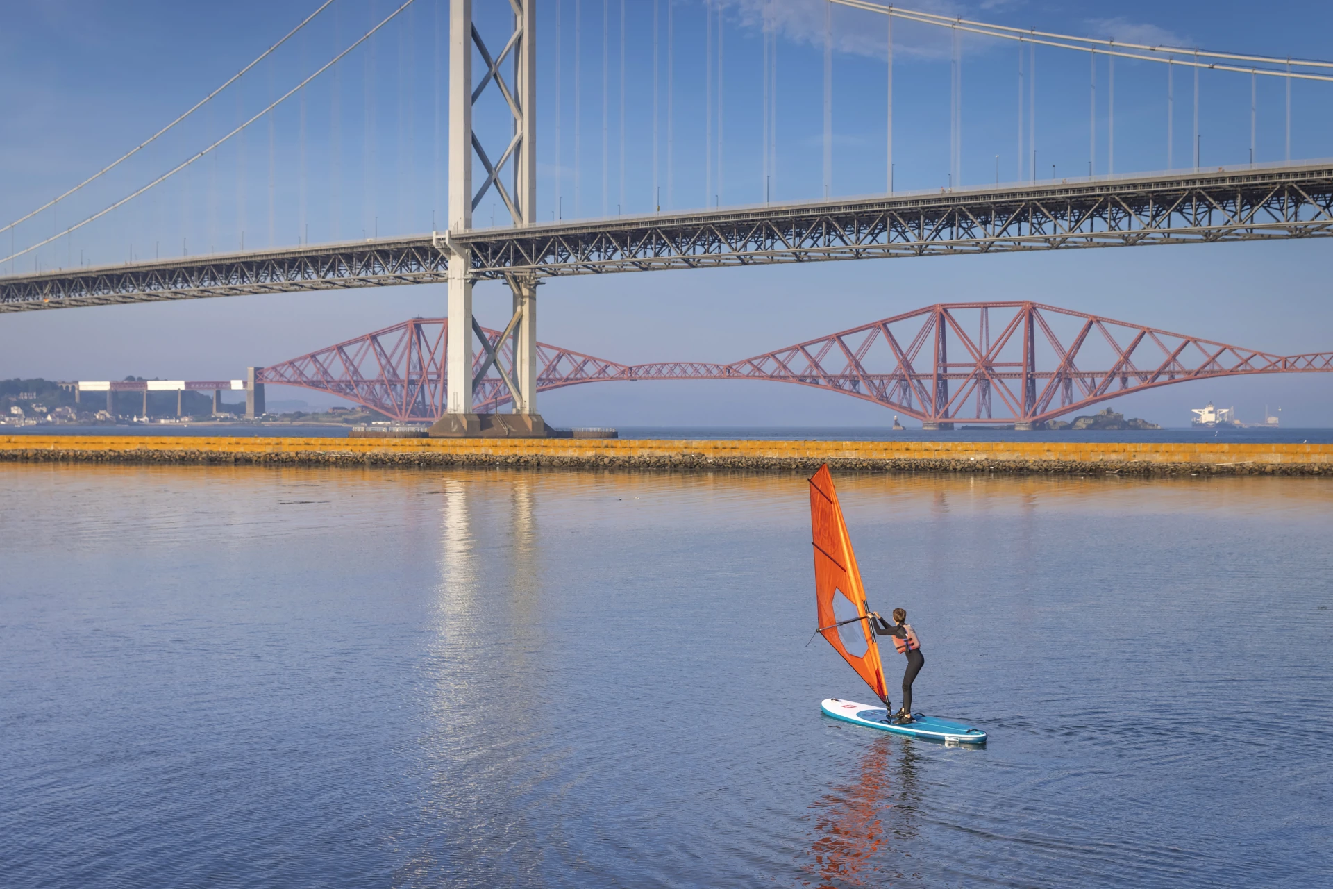 Background image - Visitscotland Watersports South Queensferry 10